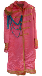 U_Sgt-Pepper-rose-kostuum