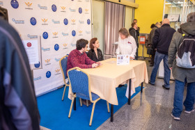 Křty a autogramiády nesmí chybět na žádném Sběrateli.